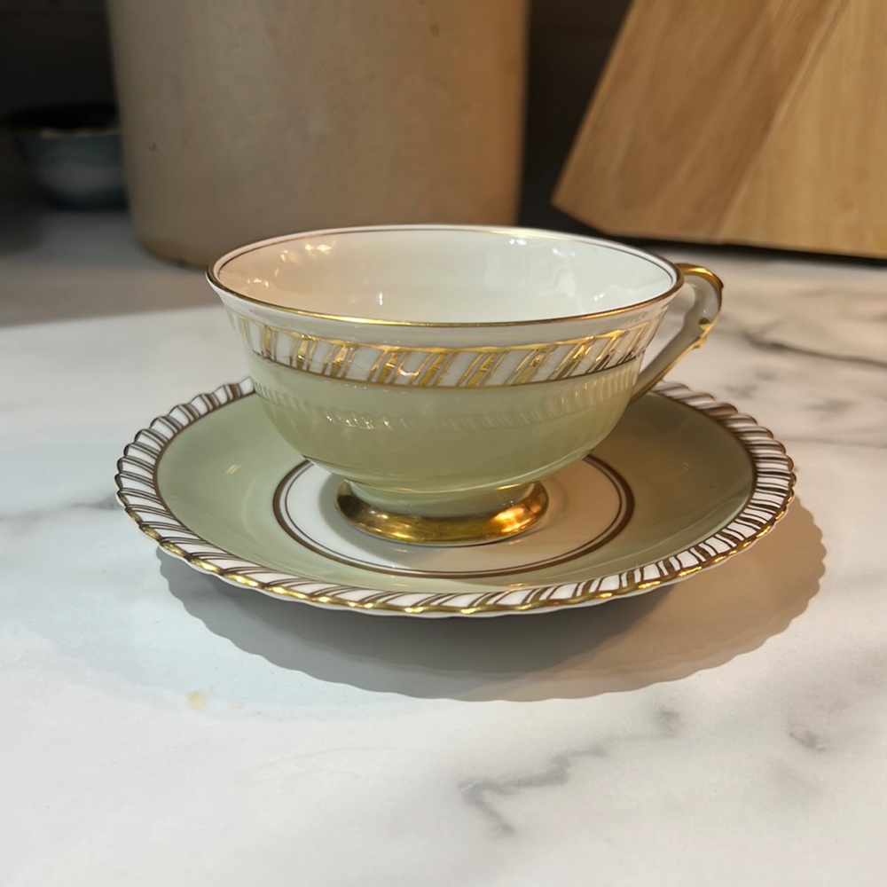 Tea cup set